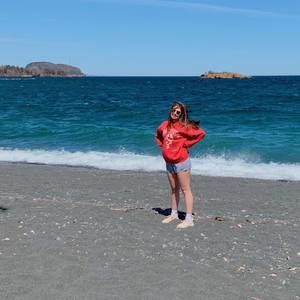 Meet your Posher, Lexi